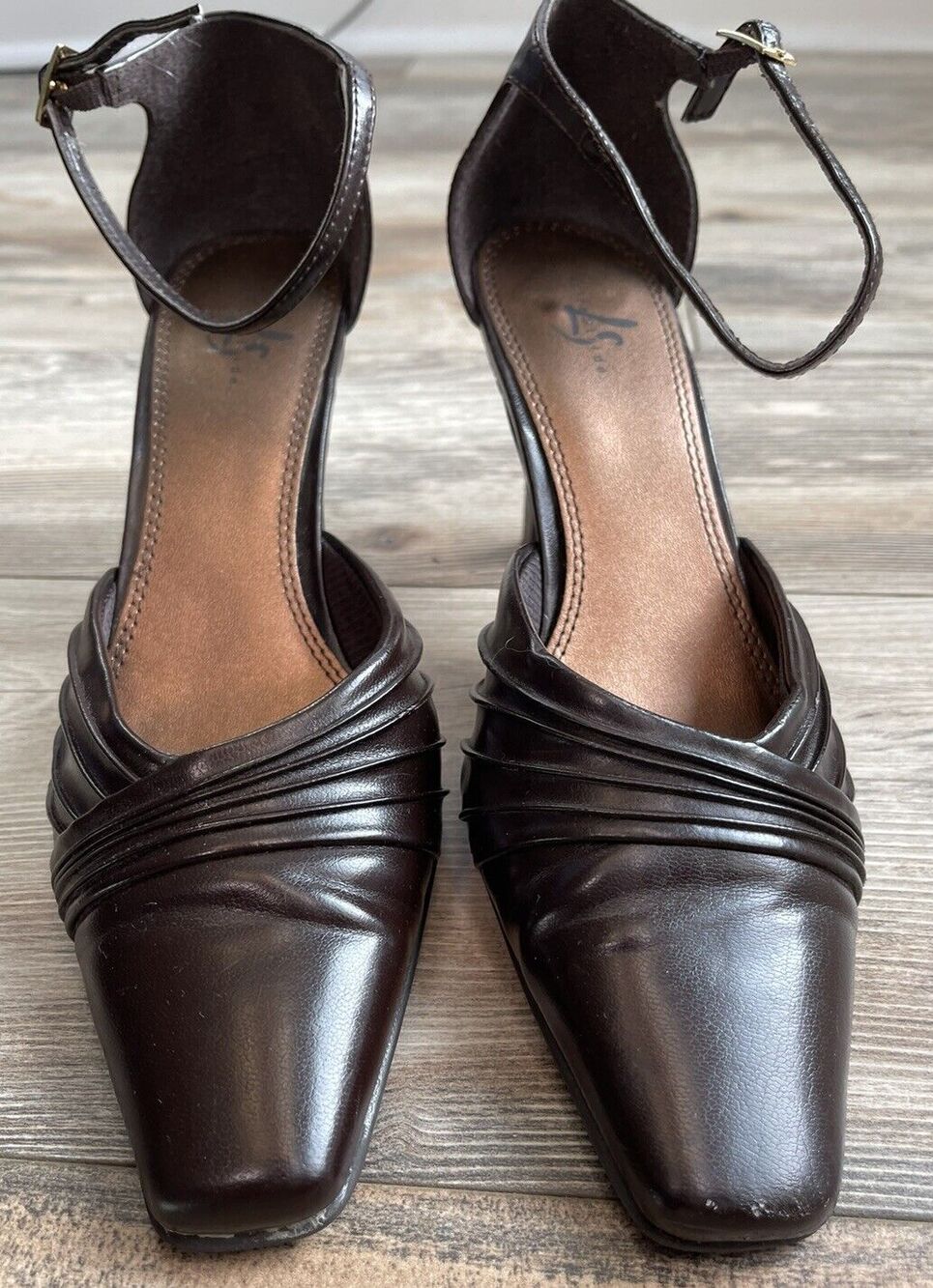 Lifestride Women’s Brown Square Closed Toe Strappy Heel Size 9M